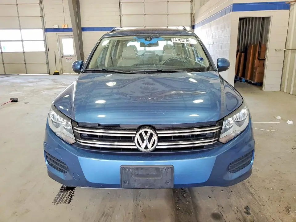 2017 VOLKSWAGEN TIGUAN S  