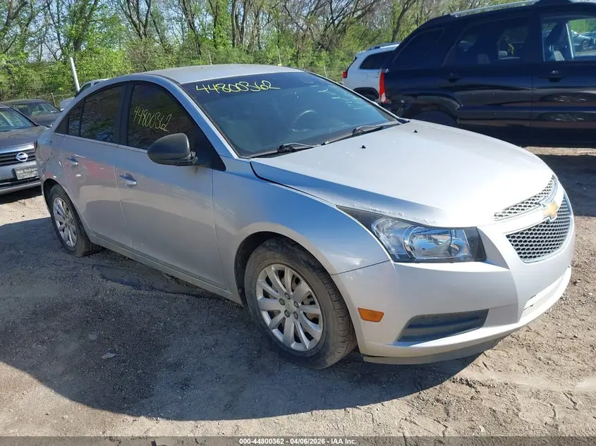 2011 CHEVROLET CRUZE LS