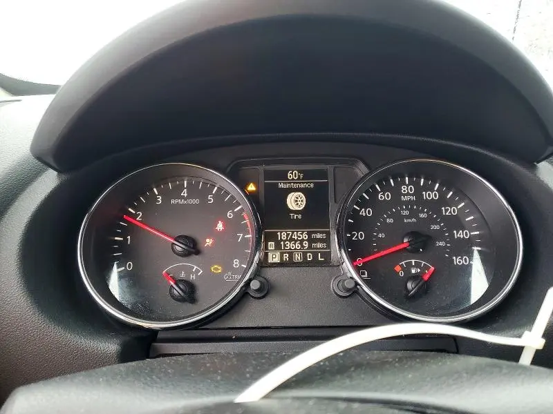 2012 NISSAN ROGUE S  