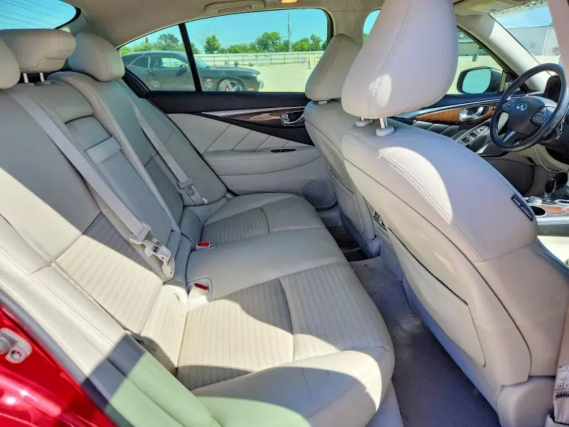 2017 INFINITI Q50 RED SPORT 400  