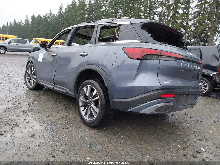 2022 INFINITI QX60 LUXE AWD