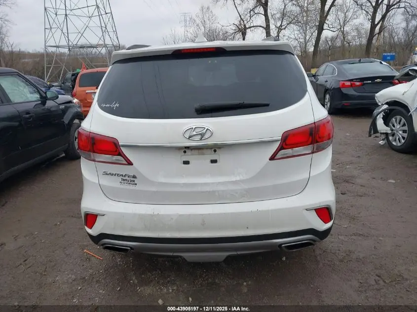 2017 HYUNDAI SANTA FE SE
