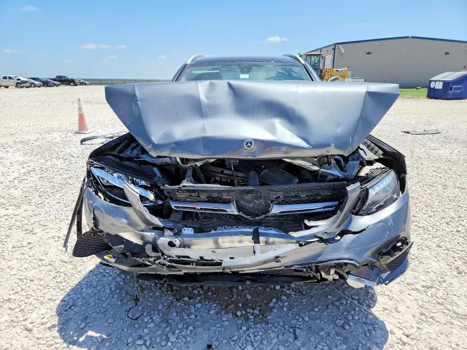 2018 MERCEDES-BENZ GLC 300  