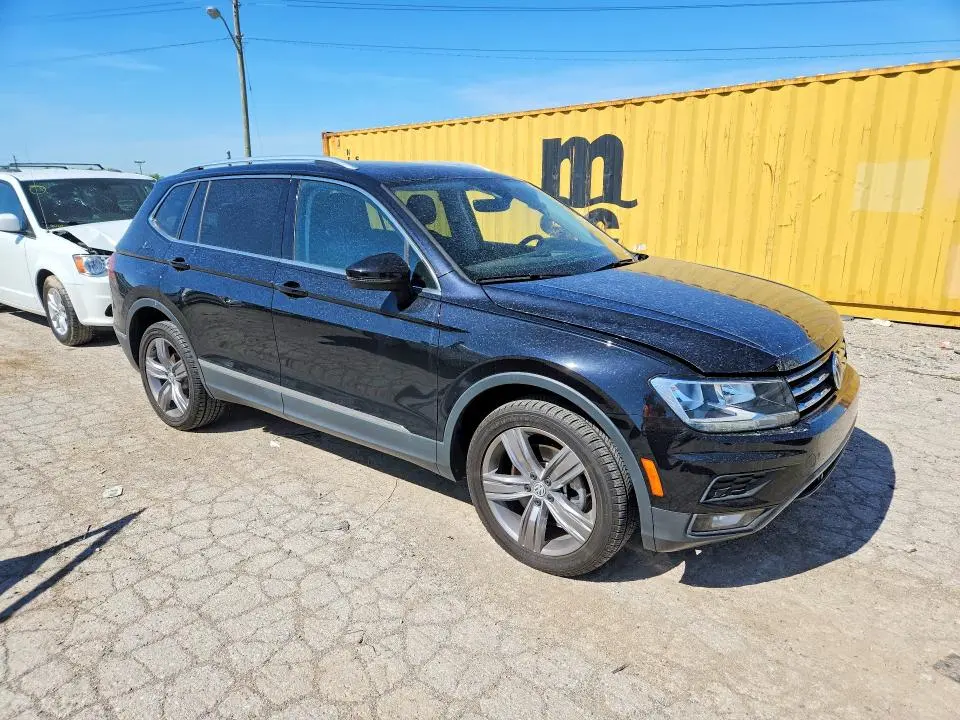 2021 VOLKSWAGEN TIGUAN SE  