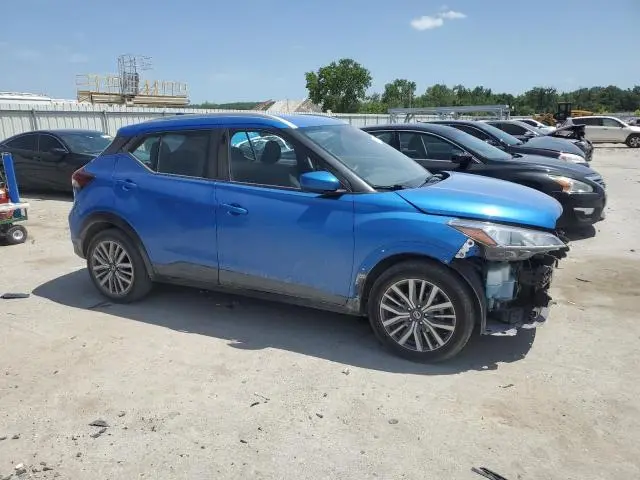 2021 NISSAN KICKS SV  