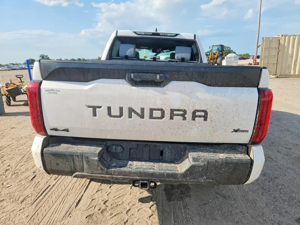 2025 TOYOTA TUNDRA SR5  