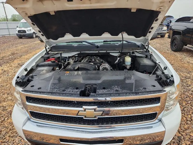 2011 CHEVROLET SILVERADO K1500 LT  
