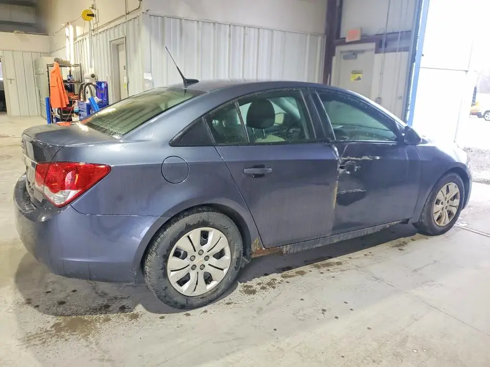 2013 CHEVROLET CRUZE LS  