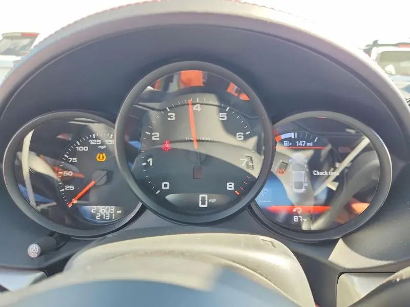 2024 PORSCHE CAYMAN BASE  