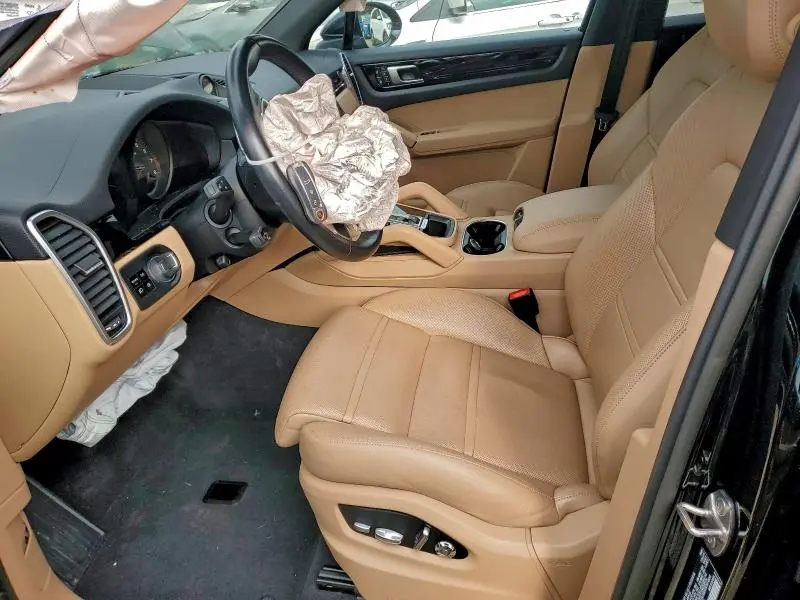 2021 PORSCHE CAYENNE   