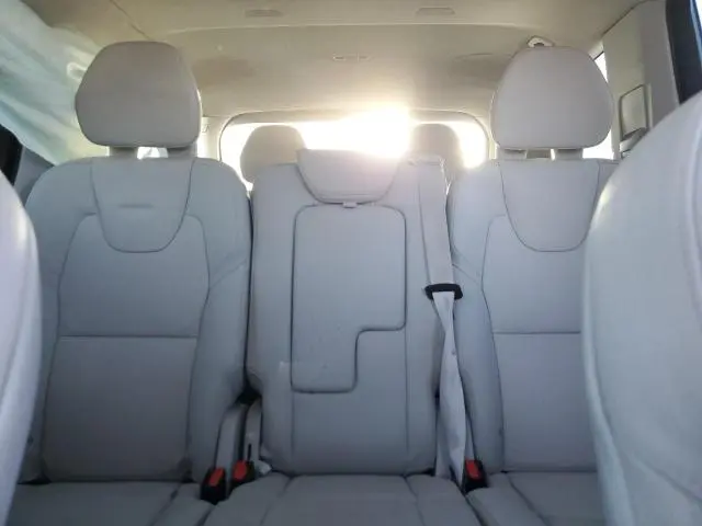 2023 VOLVO XC90 PLUS  