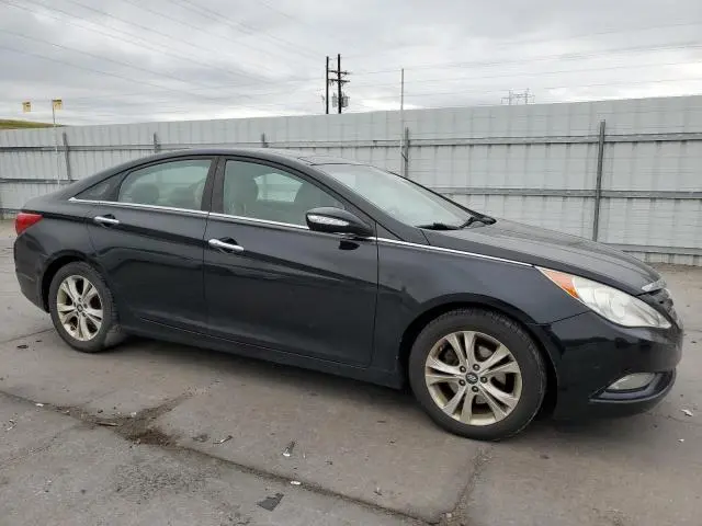 2013 HYUNDAI SONATA SE  