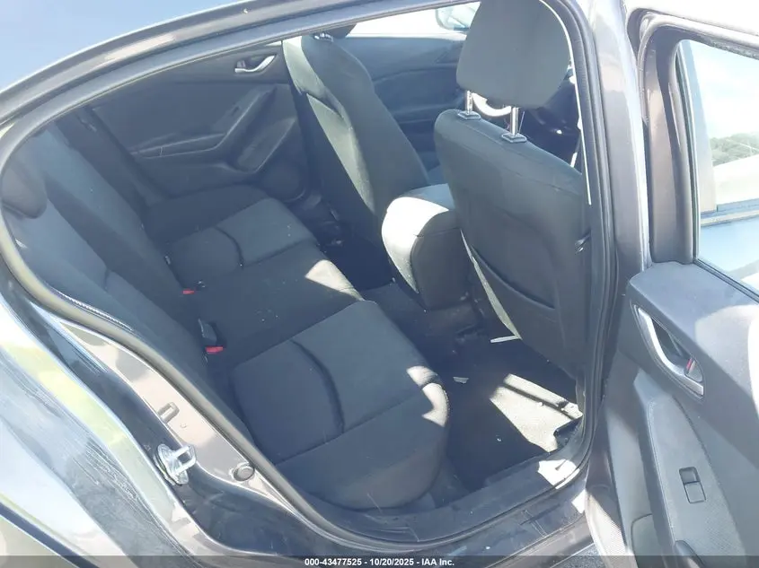 2015 MAZDA MAZDA3 I SV