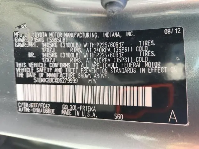 2013 TOYOTA SIENNA LE  