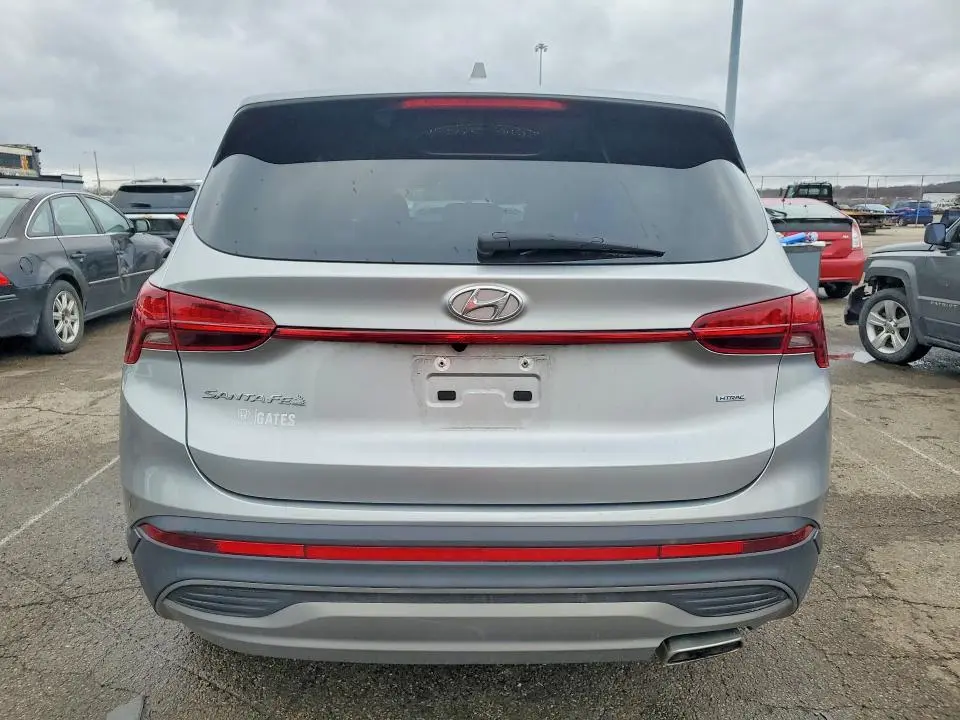 2021 HYUNDAI SANTA FE SE  