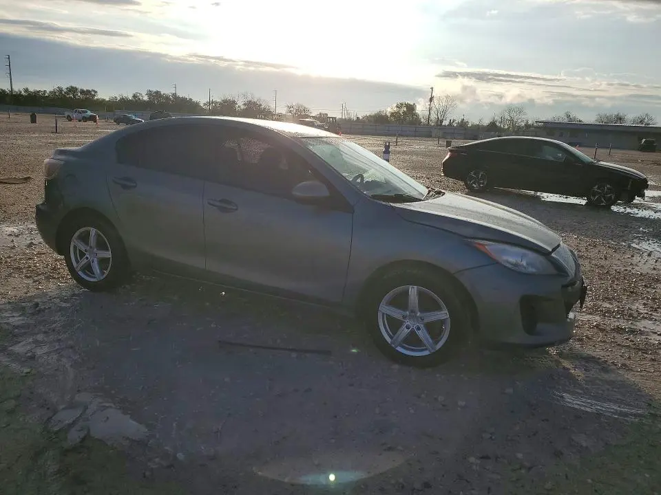 2013 MAZDA 3 I  