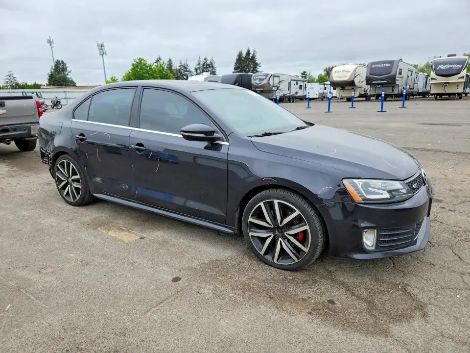 2013 VOLKSWAGEN JETTA GLI  