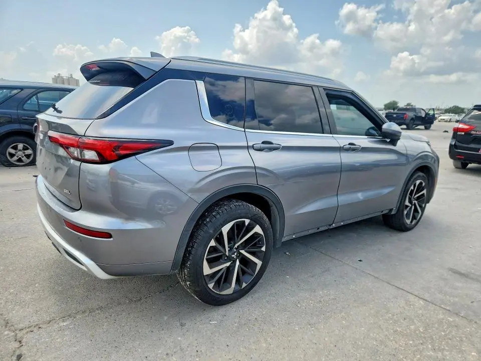 2022 MITSUBISHI OUTLANDER SEL  