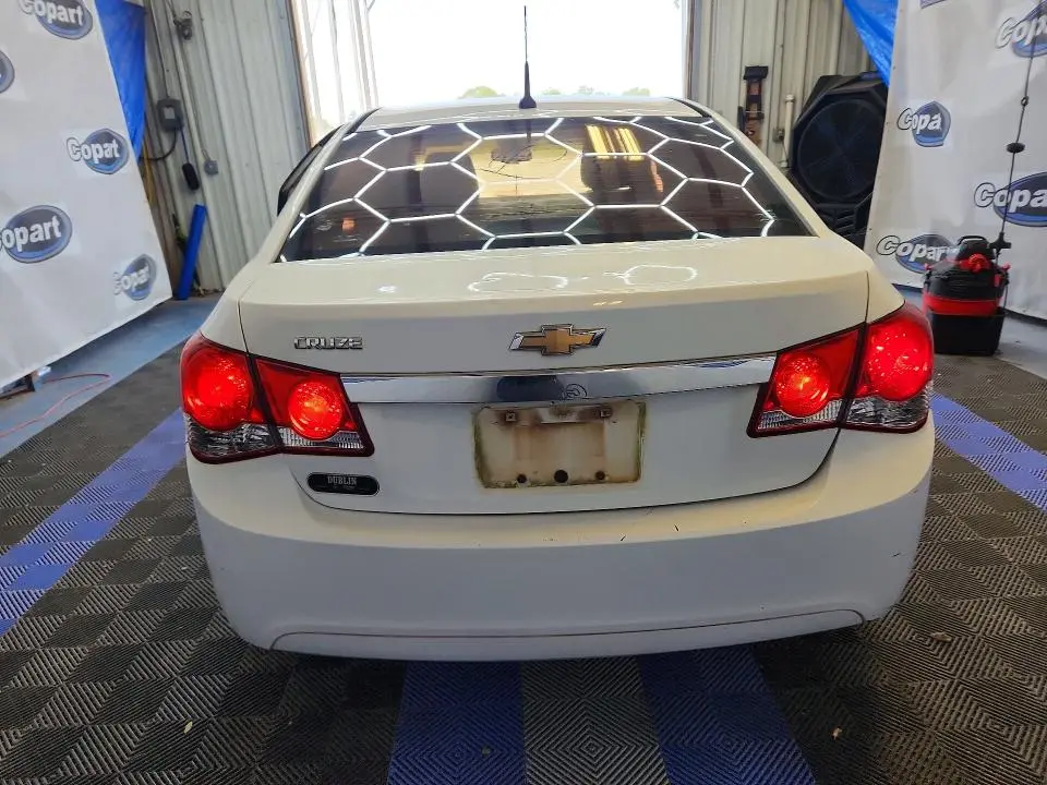 2014 CHEVROLET CRUZE LS  