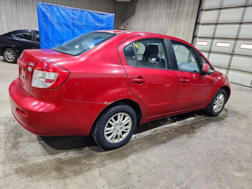 2012 SUZUKI SX4 LE  