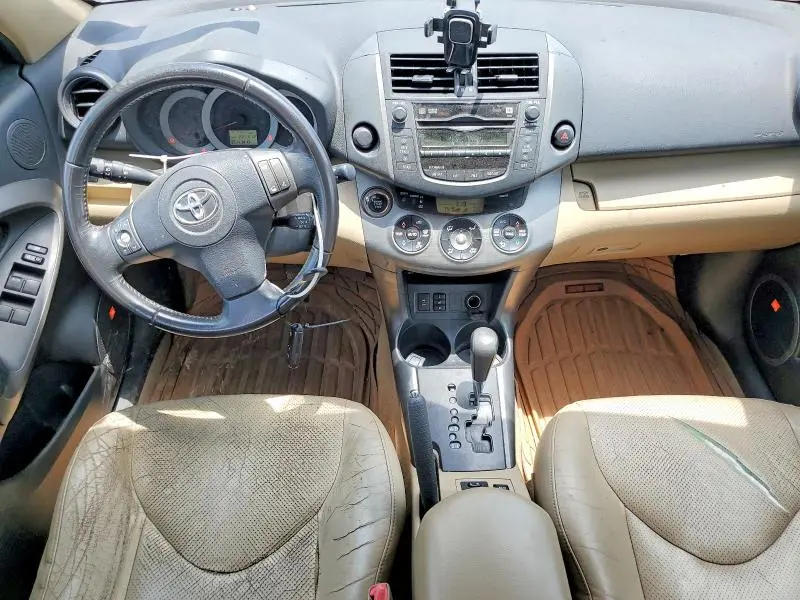 2011 TOYOTA RAV4 LIMITED  