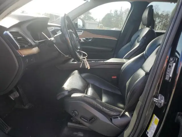2018 VOLVO XC90 T6  