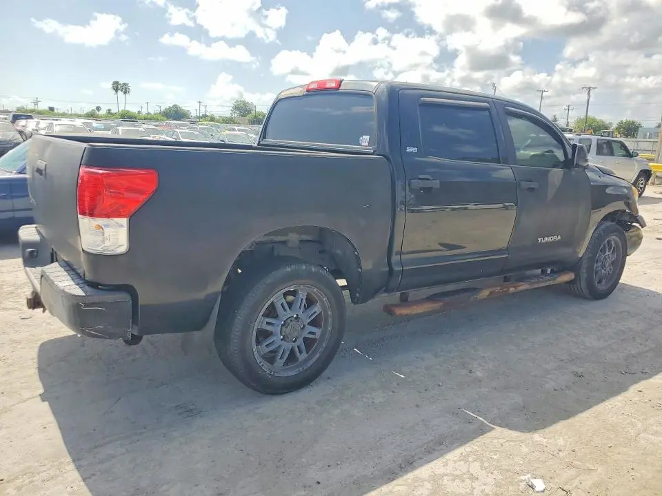 2013 TOYOTA TUNDRA CREWMAX SR5  
