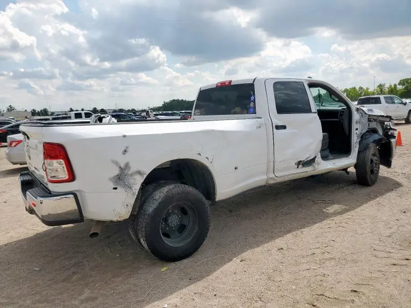 2022 RAM 3500 TRADESMAN  