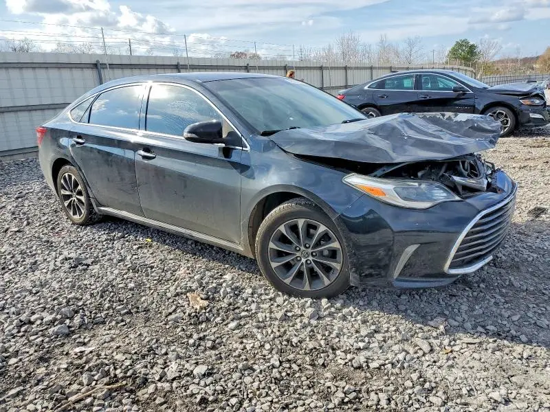 2016 TOYOTA AVALON XLE  