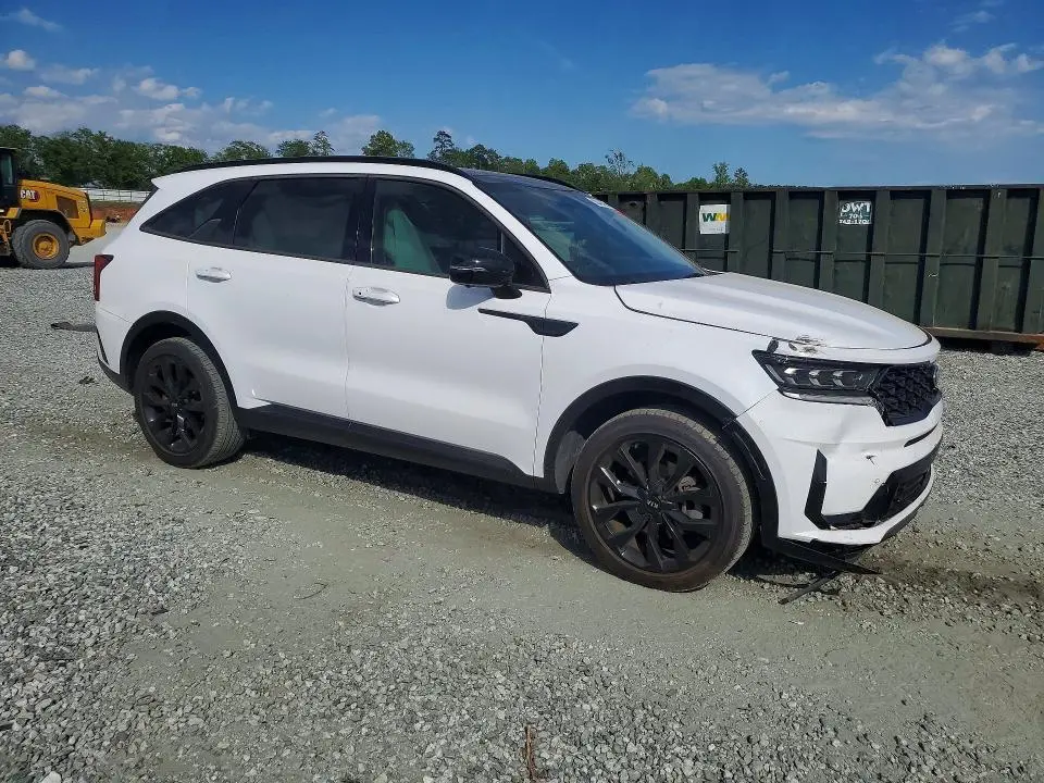 2021 KIA SORENTO   