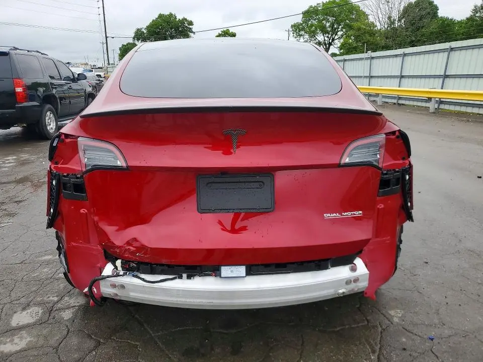 2024 TESLA MODEL Y   