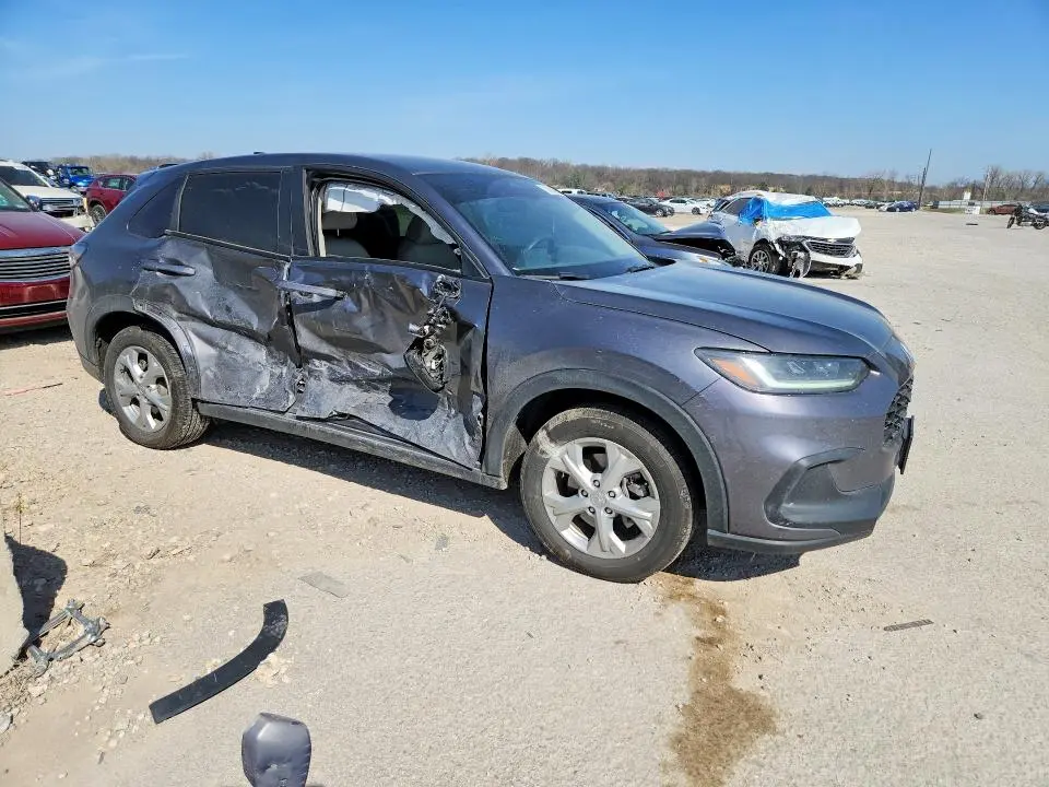 2023 HONDA HR-V LX  