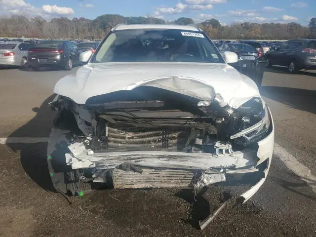 2020 VOLVO XC60 T5 MOMENTUM  