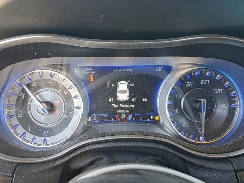 2018 CHRYSLER 300 TOURING  