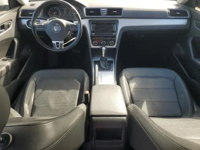 2012 VOLKSWAGEN PASSAT SE  