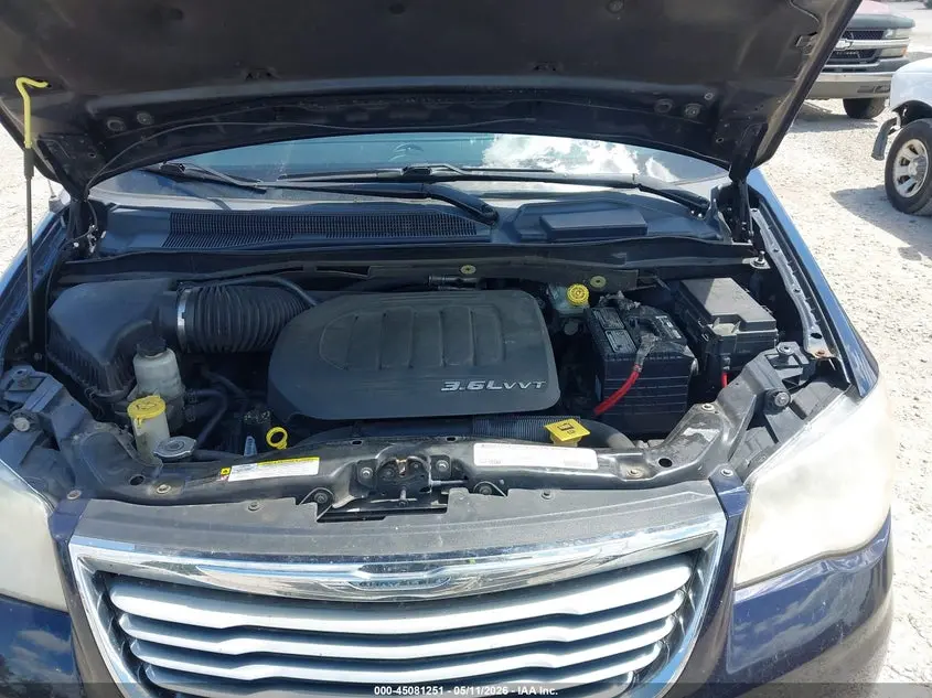 2011 CHRYSLER TOWN & COUNTRY TOURING-L
