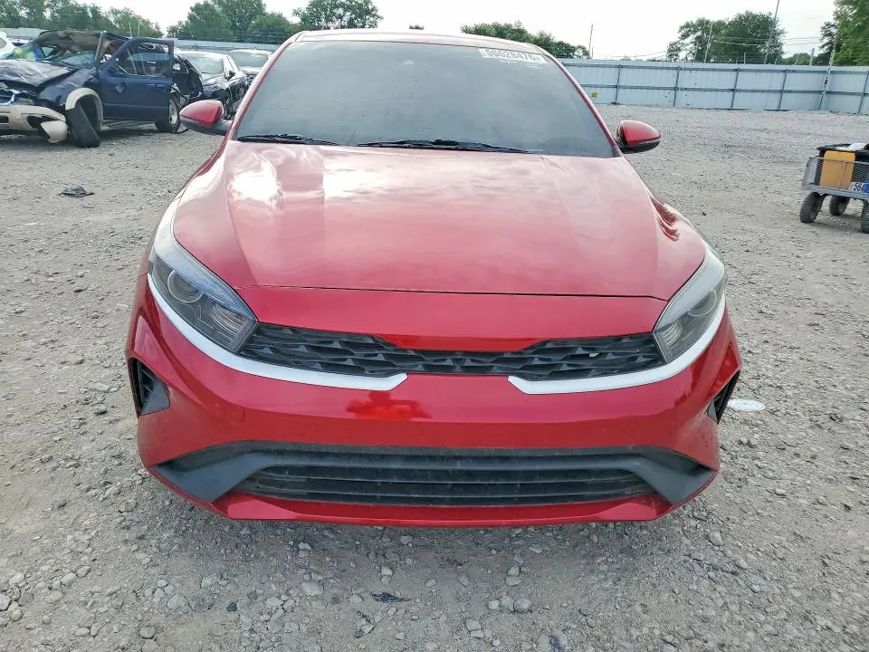 2022 KIA FORTE LXS  