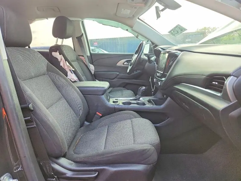 2020 CHEVROLET TRAVERSE LT  