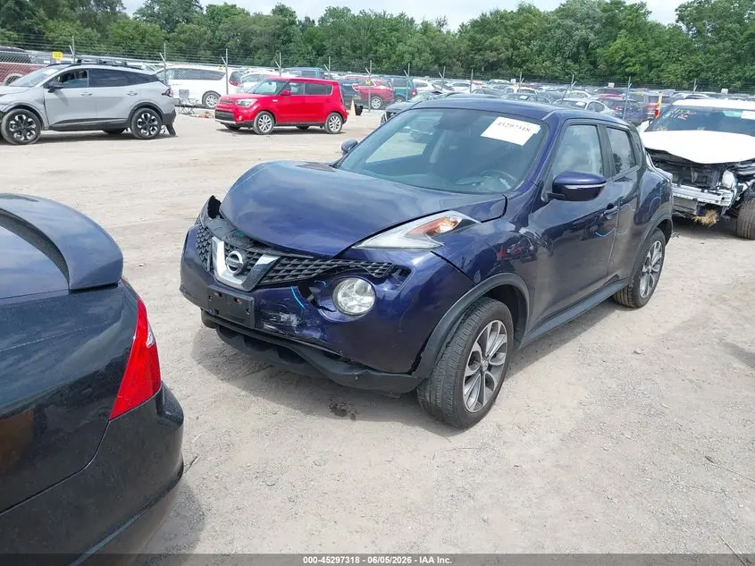 2017 NISSAN JUKE SV