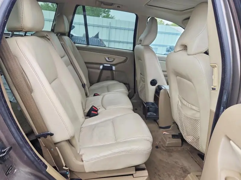 2010 VOLVO XC90 3.2  