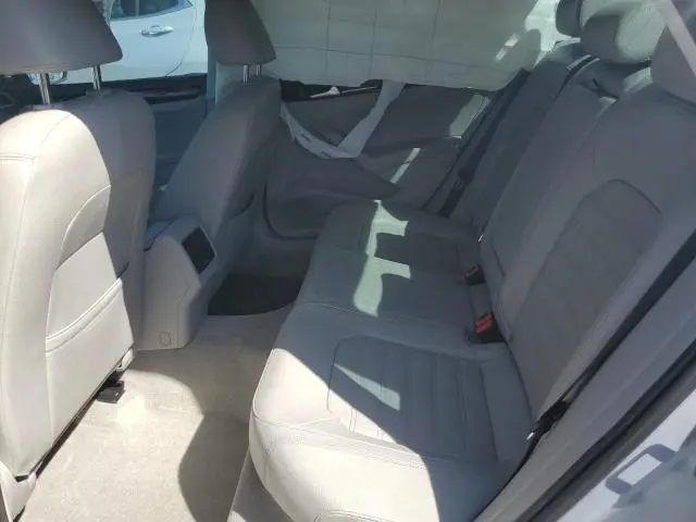 2013 VOLKSWAGEN PASSAT SEL