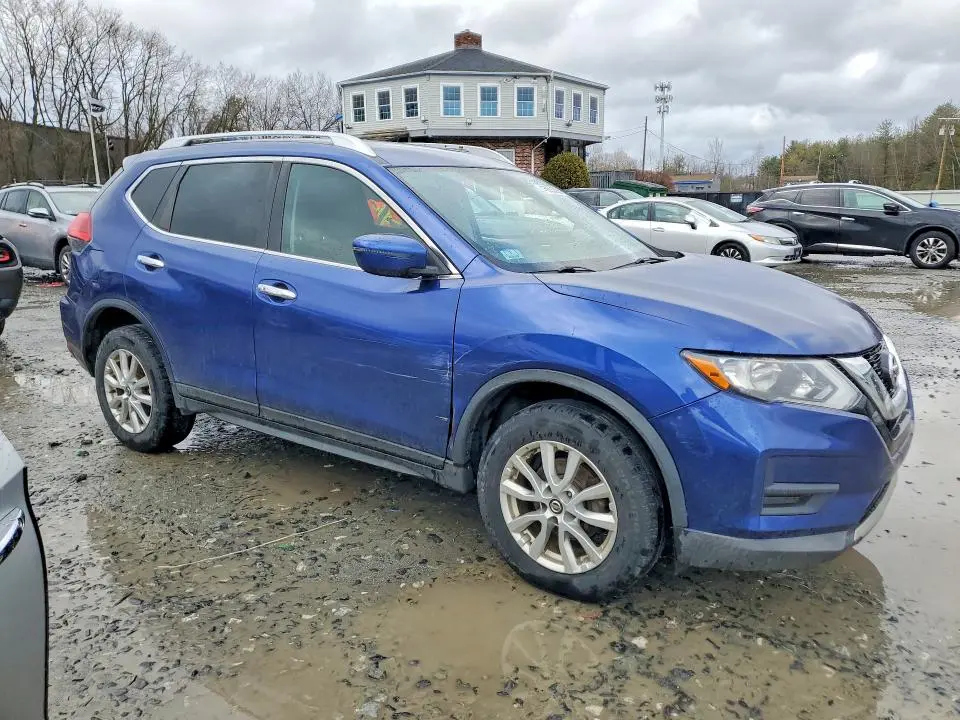 2017 NISSAN ROGUE SV  