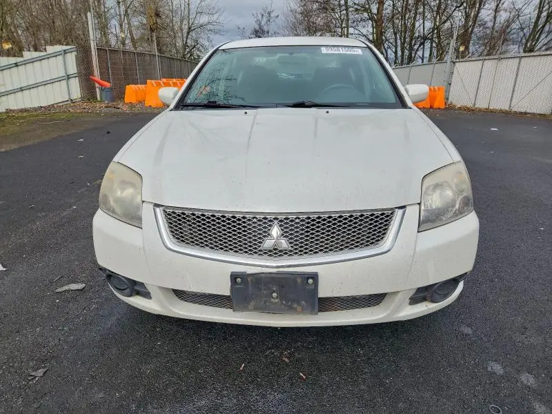 2012 MITSUBISHI GALANT FE  