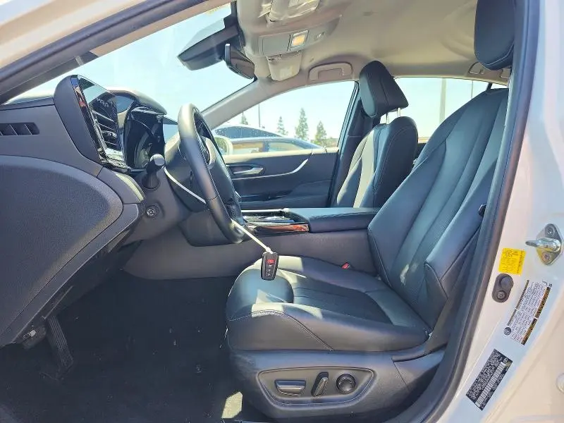 2023 TOYOTA MIRAI XLE  