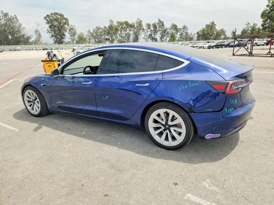 2018 TESLA MODEL 3   