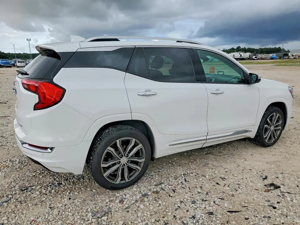 2019 GMC TERRAIN DENALI  