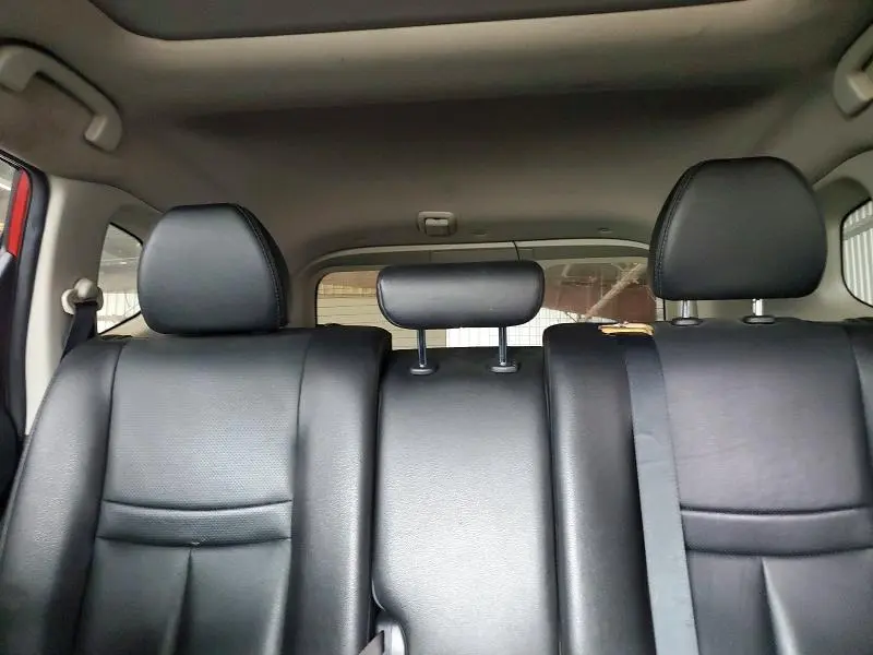 2016 NISSAN ROGUE SL  