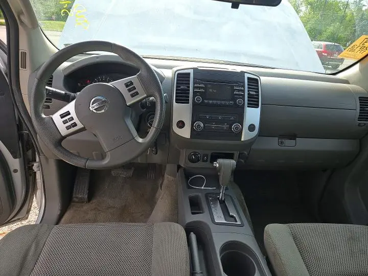 2013 NISSAN FRONTIER S  