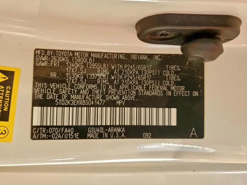 2011 TOYOTA HIGHLANDER BASE  