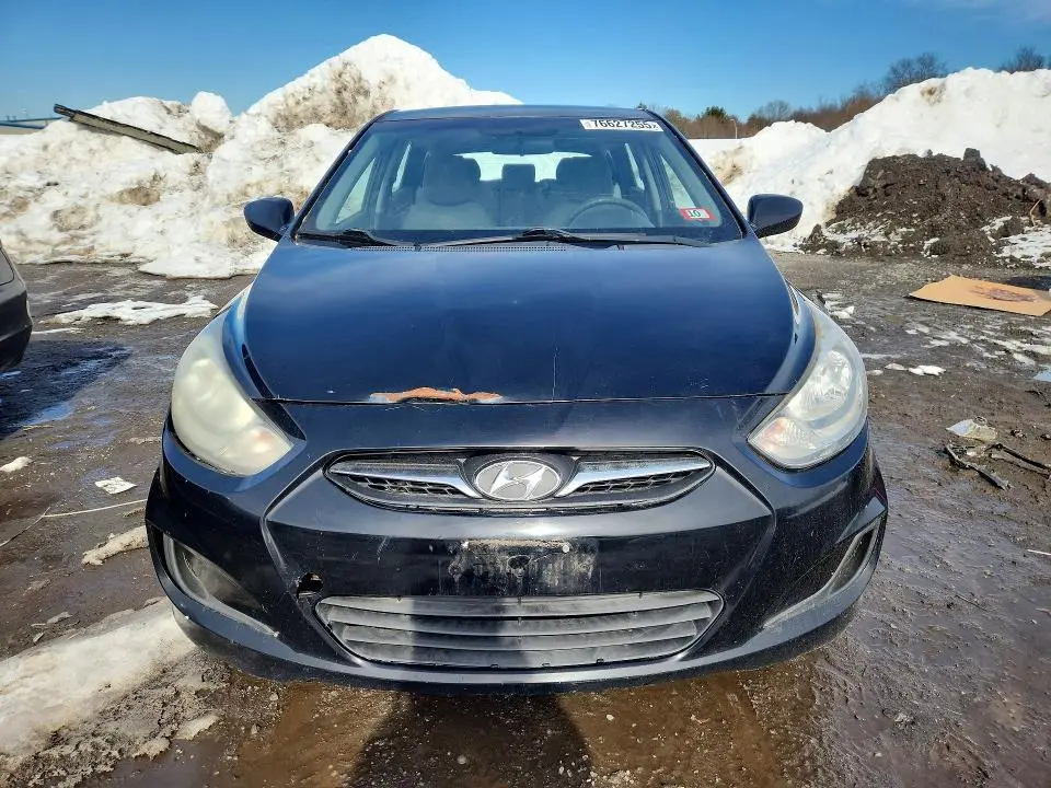 2012 HYUNDAI ACCENT GLS  